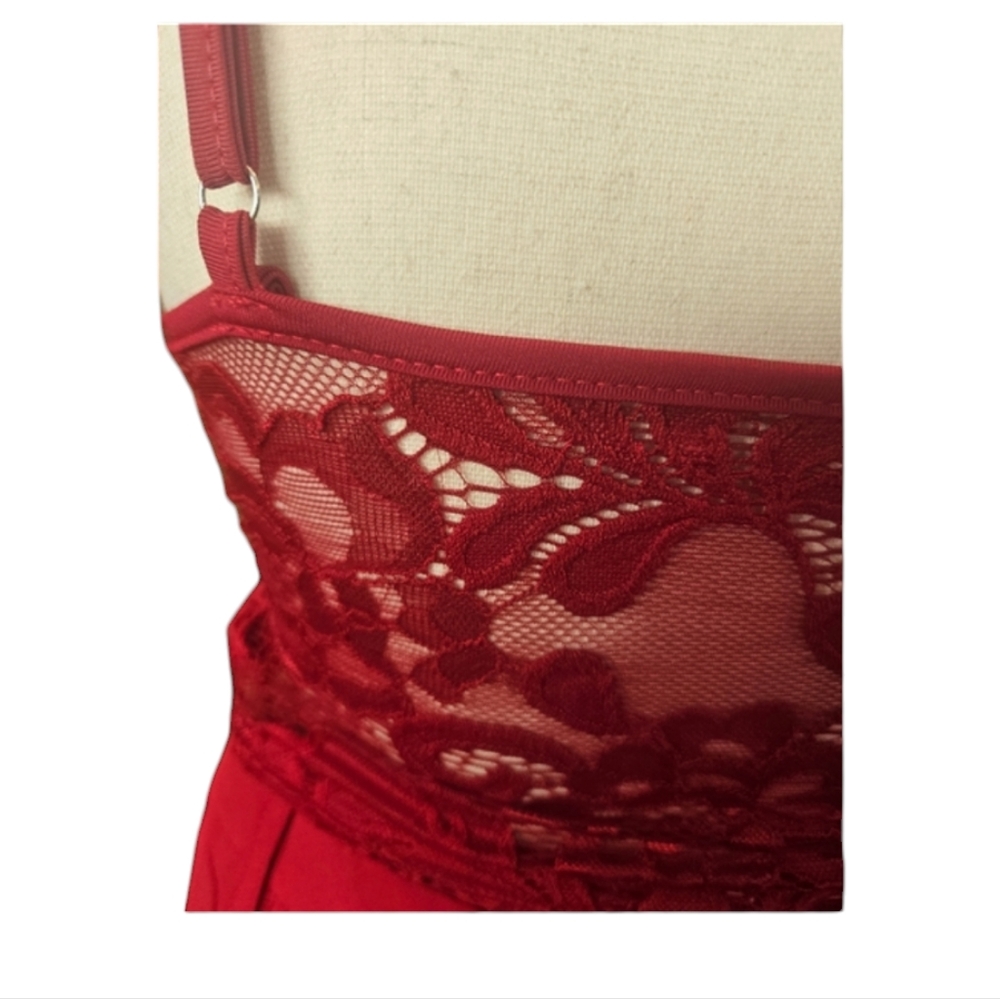 Red Pant and Cami Set - Picture 3 of 7
